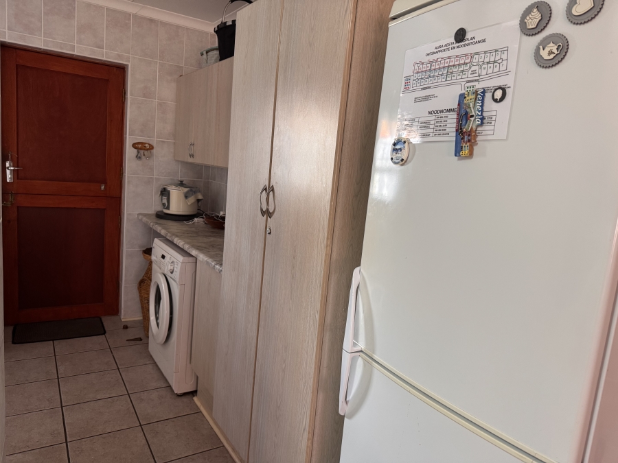 3 Bedroom Property for Sale in Hartenbos Central Western Cape